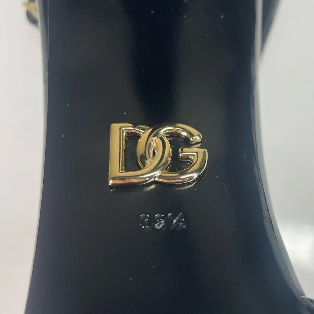 DOLCE & GABBANA Pointed Patent Leather Ankle-Strap Pump size 38.5/US 8.5 - Picture 6 of 12